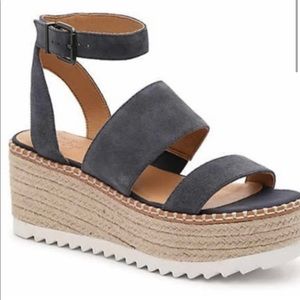 Crown vintage suede platform espadrille